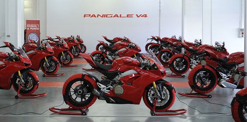 Panigale V4 