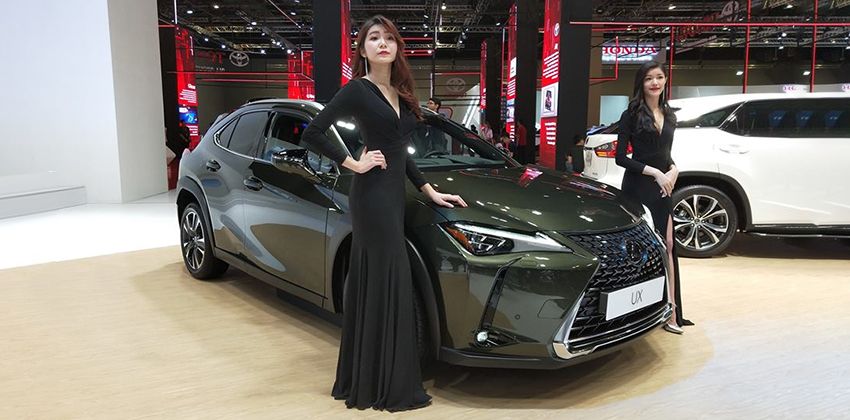 Lexus UX