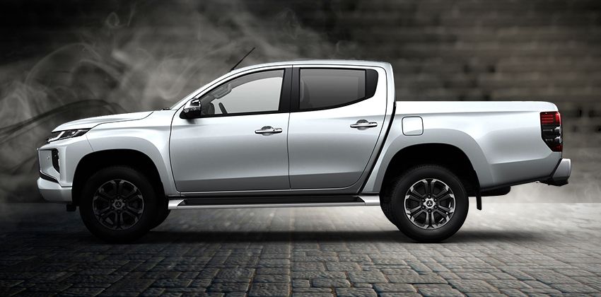 New Mitsubishi Triton SIDE