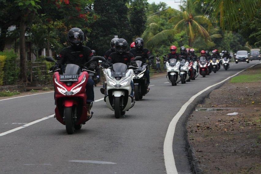 Buktikan Kemampuan, Honda Gelar Turing PCX Sejauh 1.400 KM