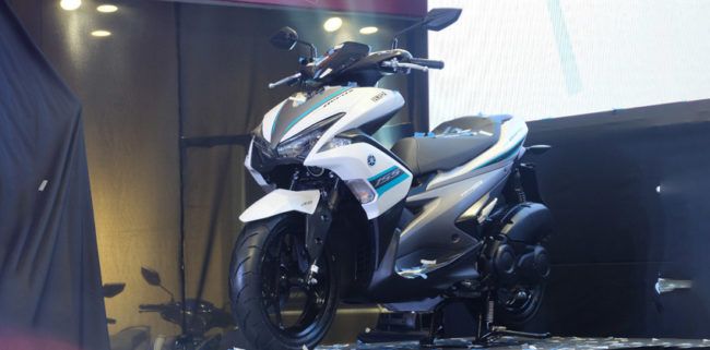 Yamaha Aerox vs Honda PCX, Pilih Sporty atau Elegan? Yamaha Aerox vs Honda PCX, Pilih Sporty atau Elegan?