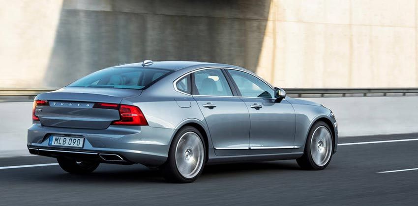 Volvo S90 T5 Momentum