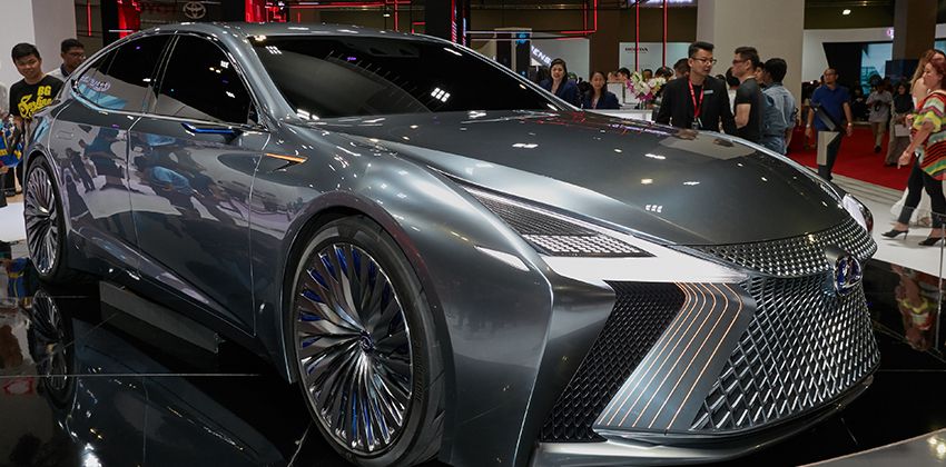 Concept Cars & Celebrities at KLIMS 2018