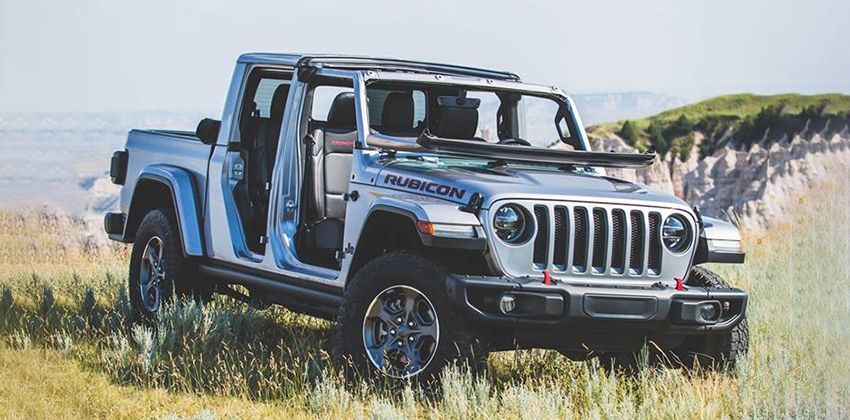 2020 Jeep Gladiator Front Angular