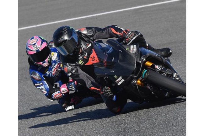 Jajal Superbike Yamaha YZF-R1, Lewis Hamilton Terjatuh Jajal Superbike Yamaha YZF-R1, Lewis Hamilton Terjatuh