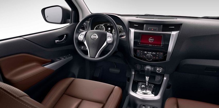 Nissan Terra Interior