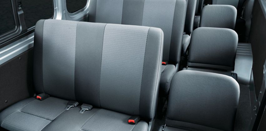 Nissan NV350 Urvan cabin