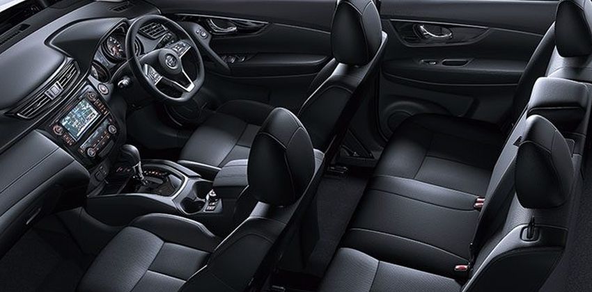 Nissan X-Trail Autech Inside