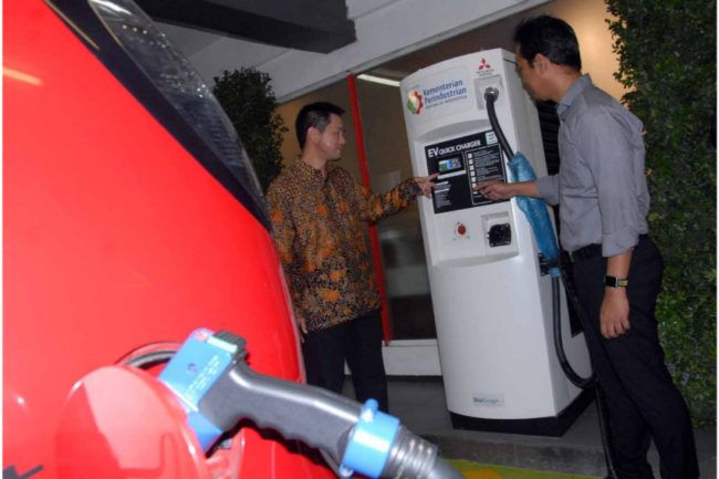 Pertamina Sambut Era Kendaraan Listrik dengan Green Energy Station Pertamina Sambut Era Kendaraan Listrik dengan Green Energy Station