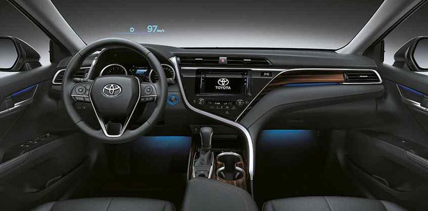 2019 Toyota Camry Dash