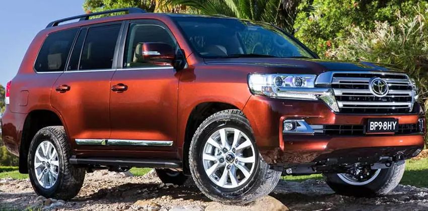 Toyota Land Cruiser Front Angular