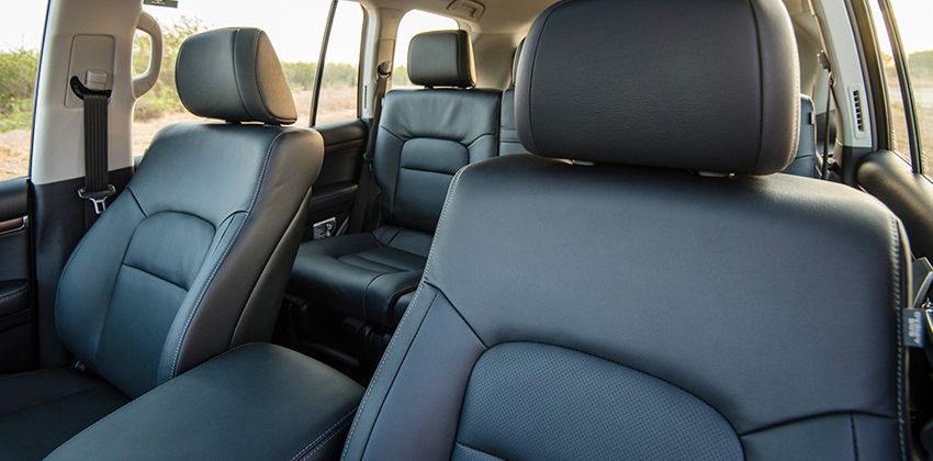 Toyota Land Cruiser 200 interior