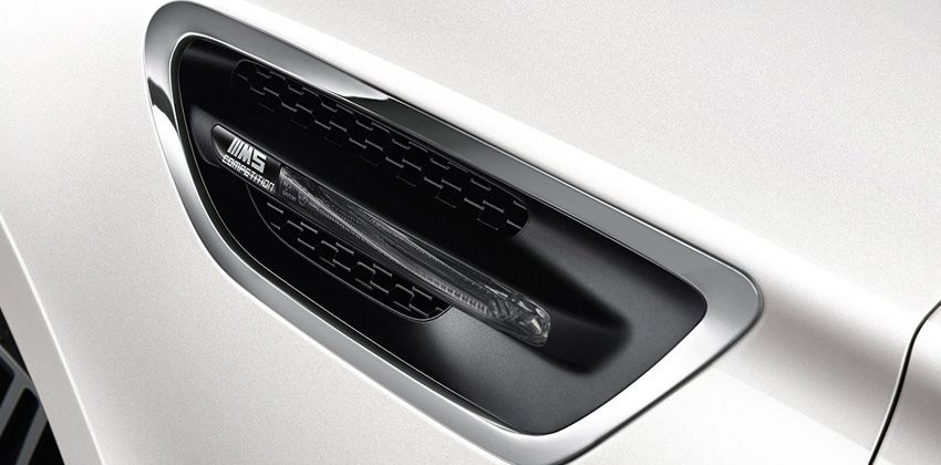 BMW M5 Competition EXTERIOR