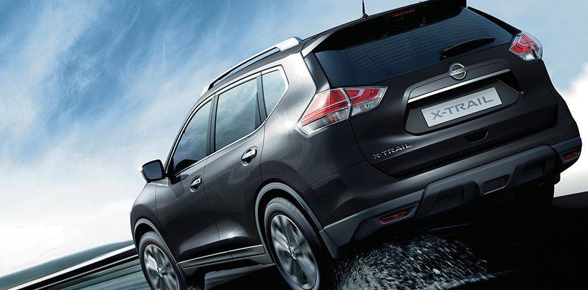 Mitsubishi Outlander or Nissan XTrail 2019 Which one to