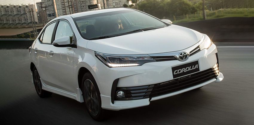 2019 Toyota Corolla XLi Exclusive  front