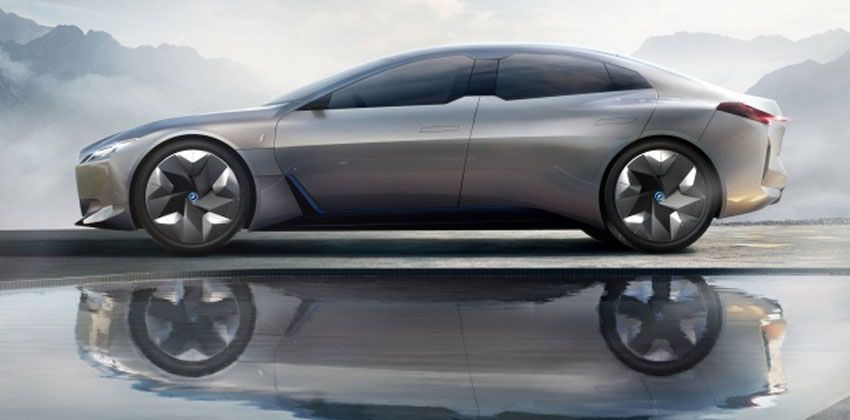 BMW plug-in hybrid supercar side