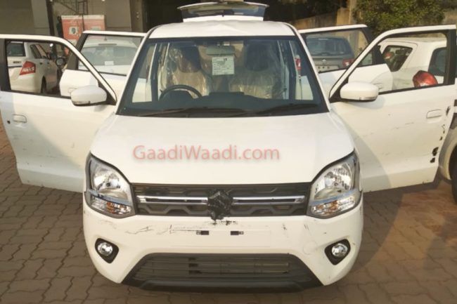 2019/01/maruti-wagon-r-1.2-L-2019-pics-1-2.jpg