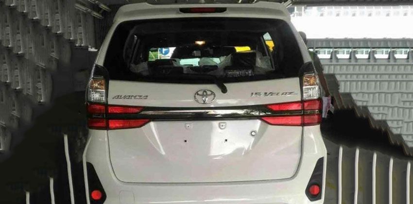 Toyota Avanza Rear