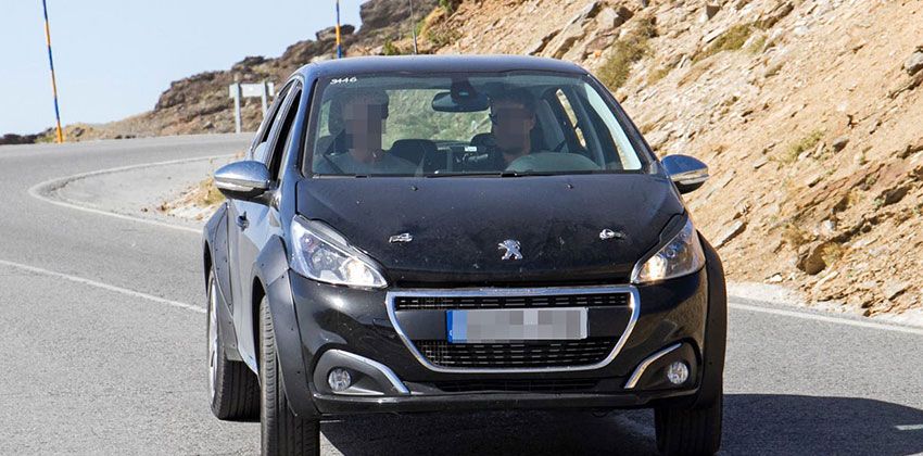 Peugeot 1008 Front