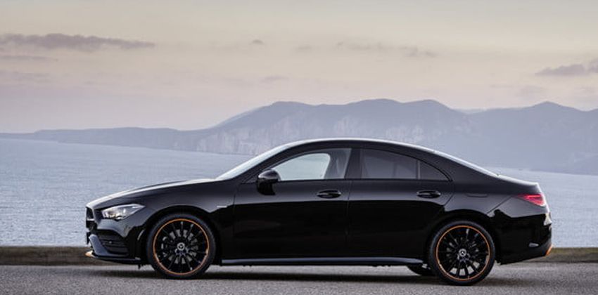 Mercedes-Benz CLA Side