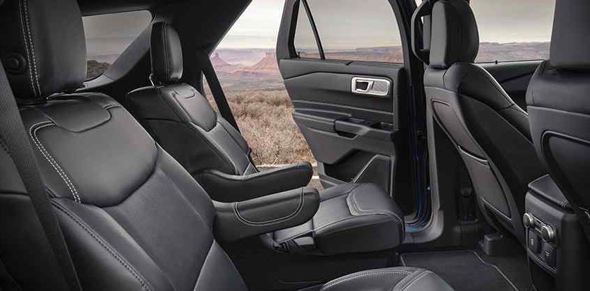 2020 Ford Explorer cabin