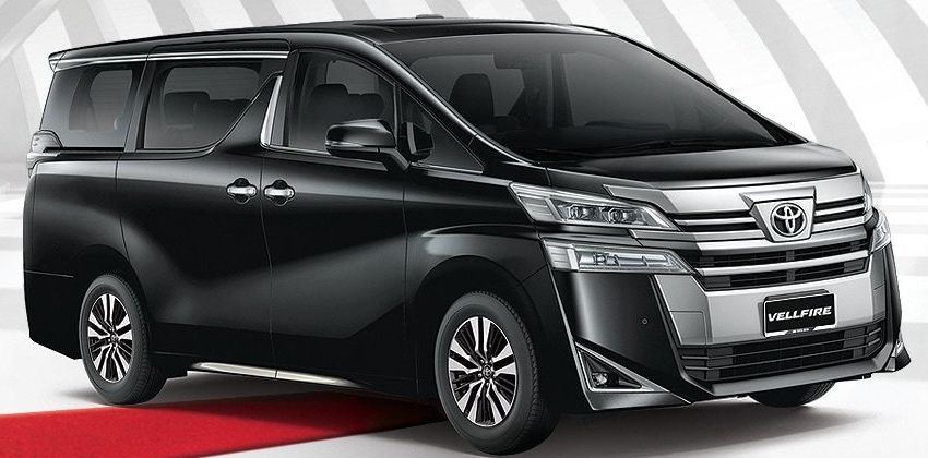 Toyota Vellfire Front Angular