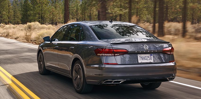 2020 Volkswagen Passat Rear Angular