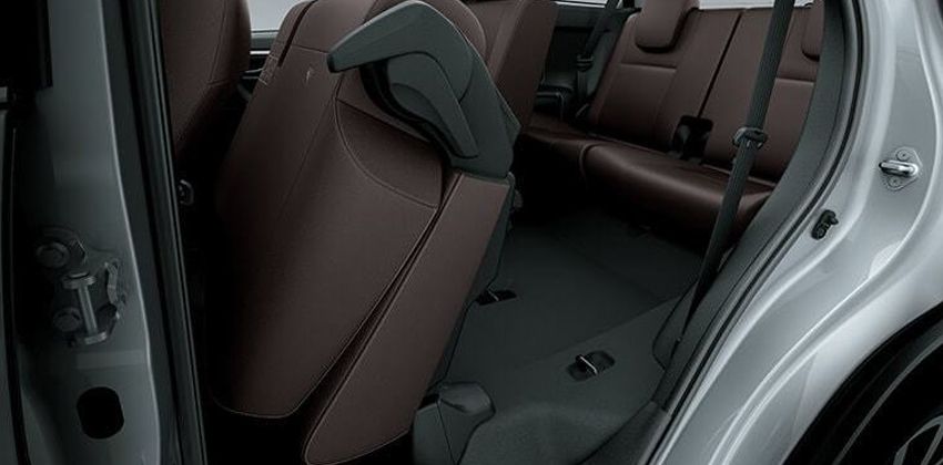 One touch tumble seats - fortuner