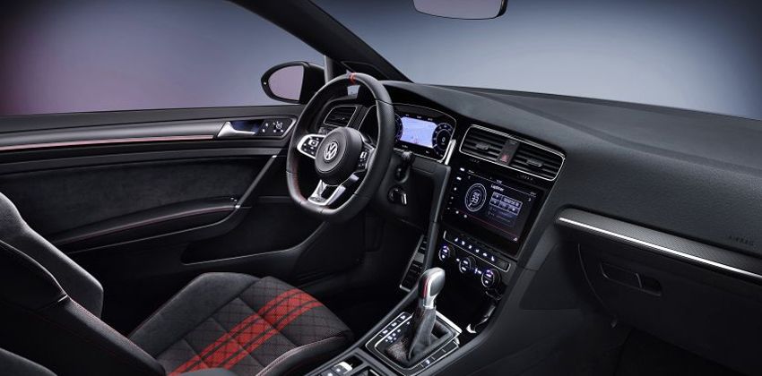 Volkswagen Golf GTI TCR - interior