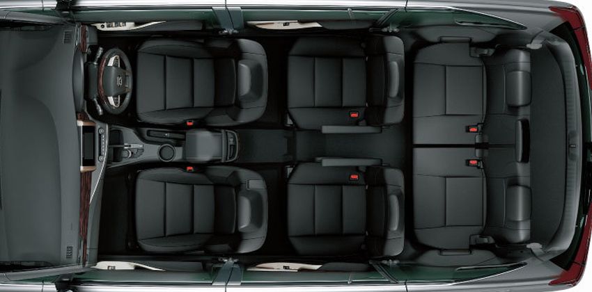toyota innova cabin