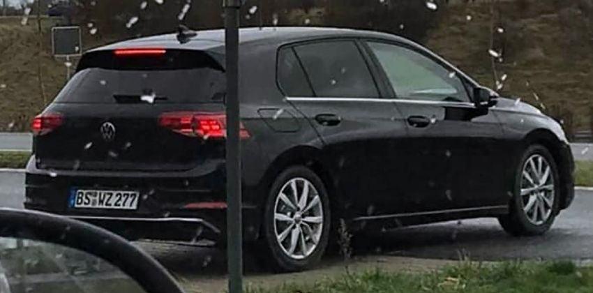 MK8 Volkswagen Golf Rear Angular