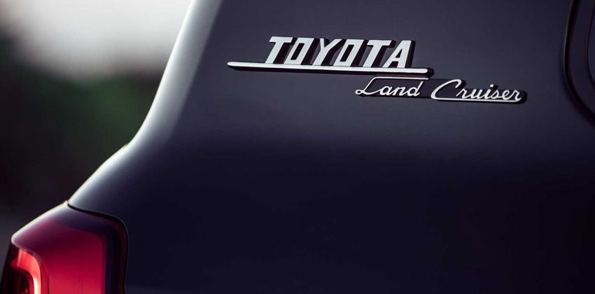 Land Cruiser Heritage Edition Badge