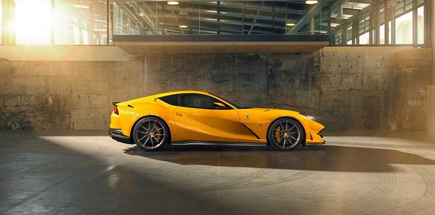 Ferrari 812 Superfast side