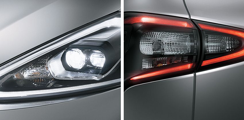 Toyota Sienta Headlamps and Tallights