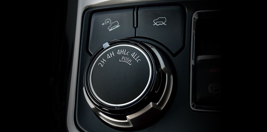 Mitsubishi Montero Sport feature