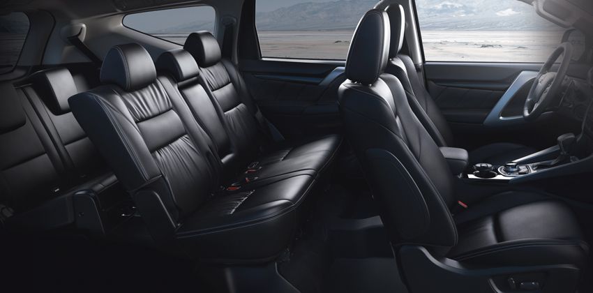 Mitsubishi Montero Sport cabin