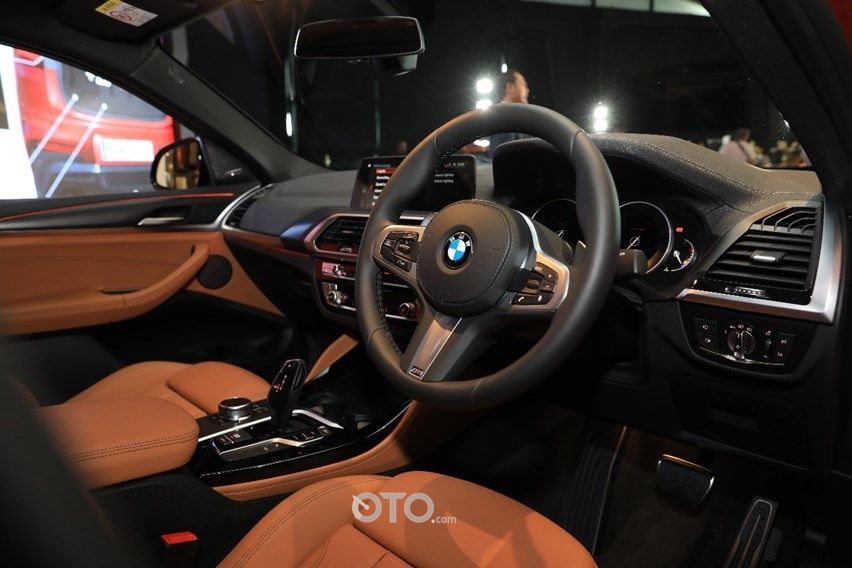 Interior BMW X4 2019