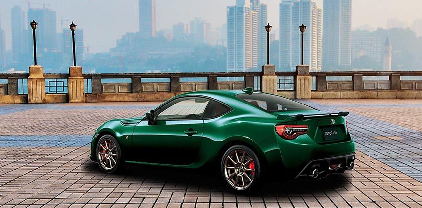  Toyota 86 GT British Green Limited rear