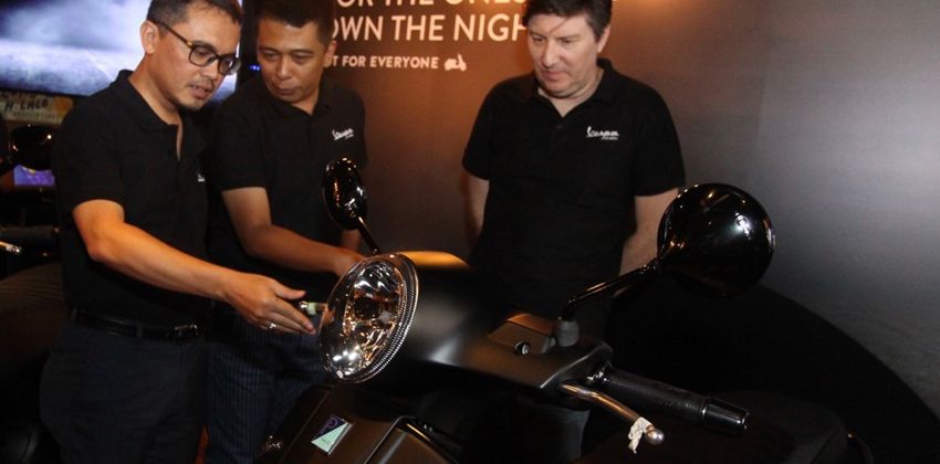 Vespa Notte GTS Super 300 ABS