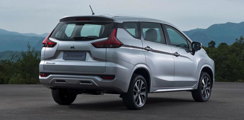 Mitsubishi Xpander Rear Angular