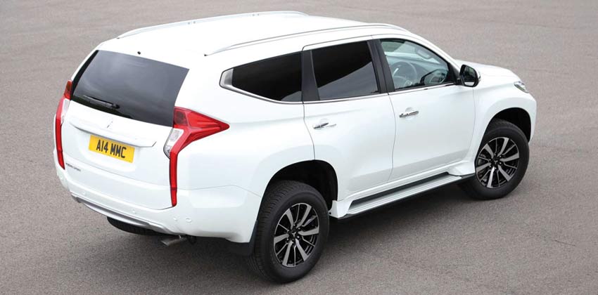 Mitsubishi Shogun Sport Commercial Rear Angular