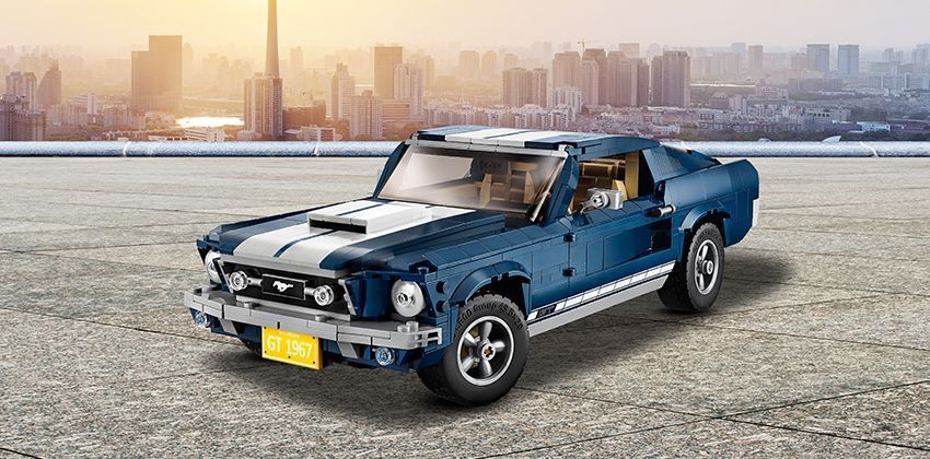 LEGO FORD MUSTANG FRONT