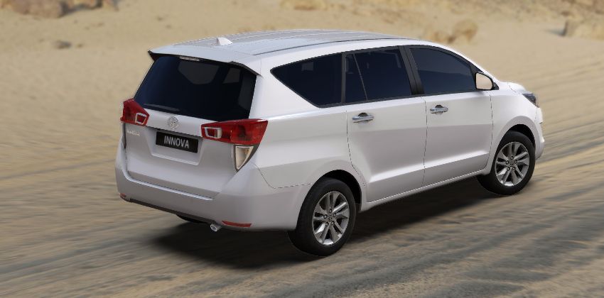 2019 Toyota Innova Rear Right Angular