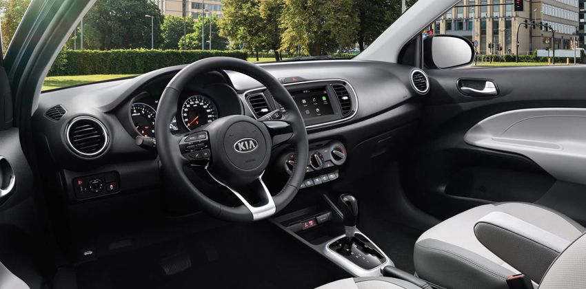 2019 Kia Soluto cabin