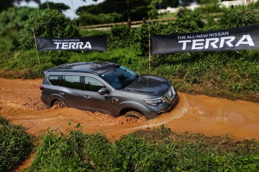 Nissan Terra 4x2
