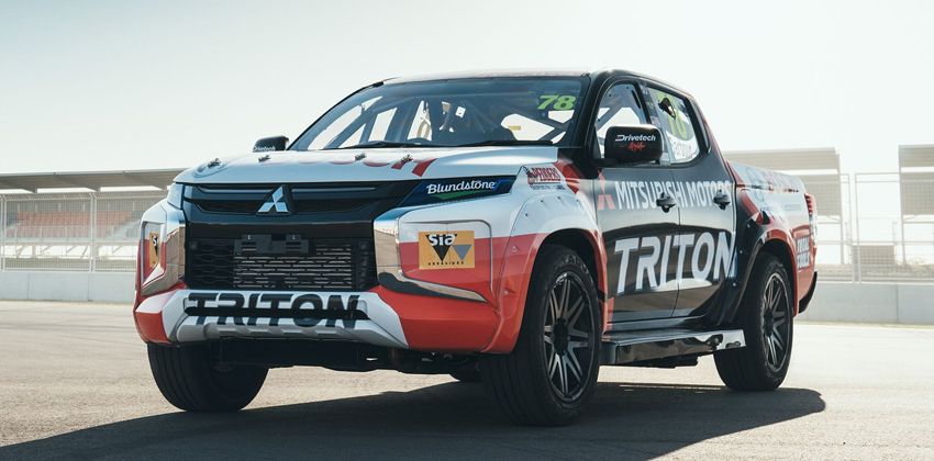 Mitsubishi Strada SuperUtes Front Angular