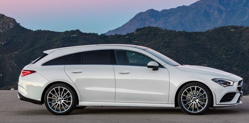 X118 CLA Shooting Brake SIDE