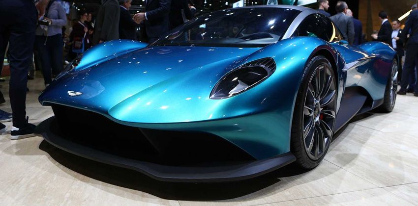 Aston Martin Vanquish Front Angular