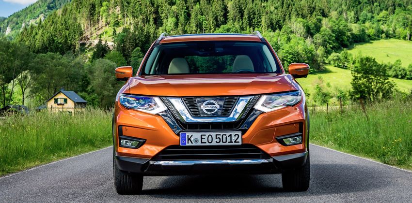 Nissan X-Trail Front