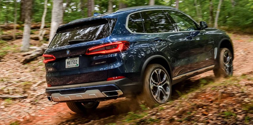2019 BMW X5 Rear Angular